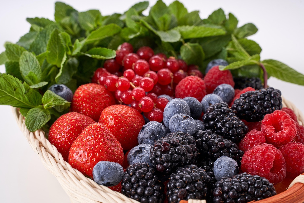 berries, berry, fruit, fresh, ripe, frutsnab